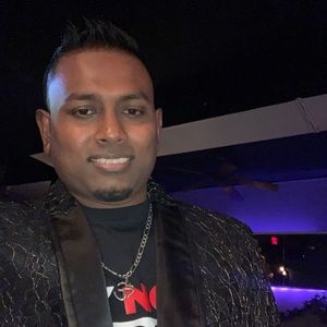 Meet your Posher, Nicholas